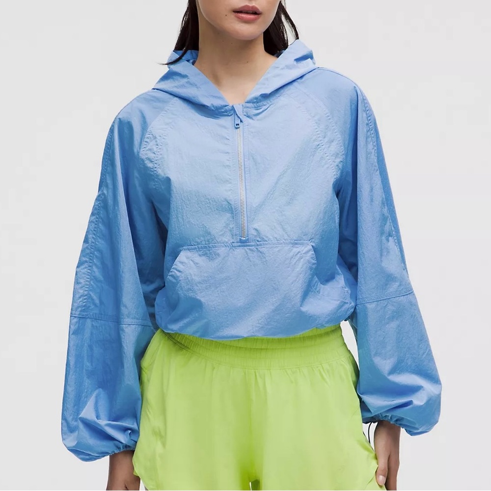 Lululemon Scuba Cropped Anorak Women’s Size 6 Pool Blue Water-Resistant Jacket